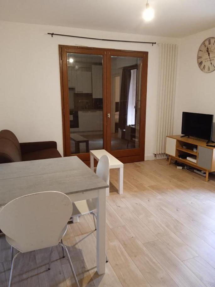Jolie T2 - Tres Grande Terrasse Apartment Thonon-les-Bains Bagian luar foto
